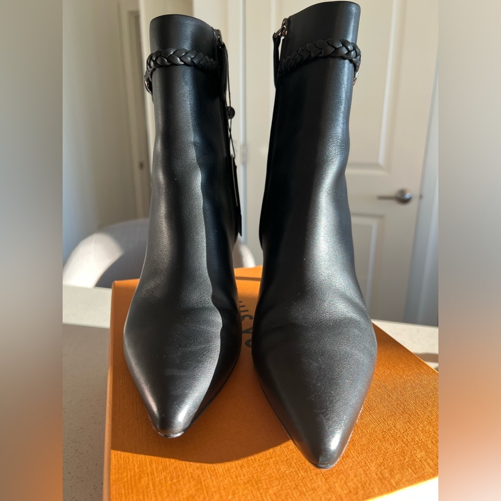 Brand new with tags Massimo Dutti boots EUR 39, US 8 UK 6